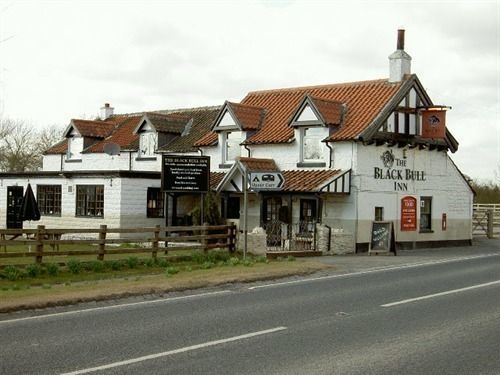 The Black Bull Inn Pickering Bagian luar foto